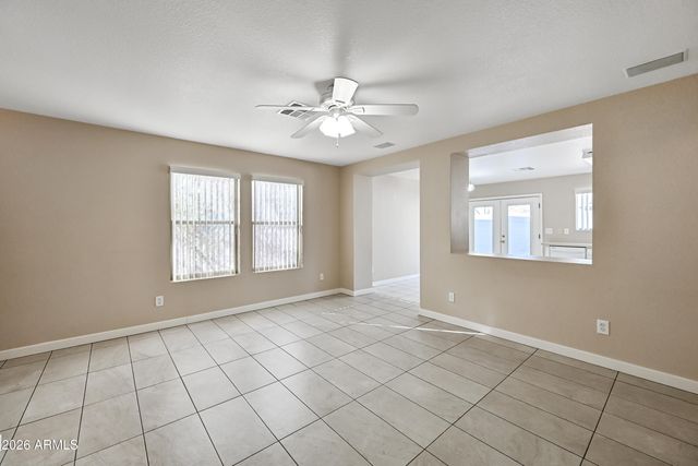 10550 W VIA DEL SOL Avenue, Peoria, AZ 85383