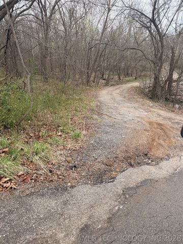 26872 E 58th Street S, Broken Arrow, OK 74014