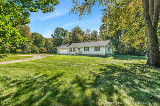 5005 Jensen Road, Fruitport, MI 49415