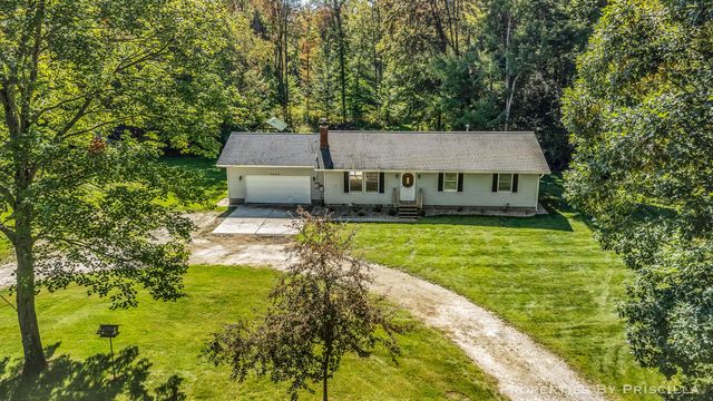5005 Jensen Road, Fruitport, MI 49415
