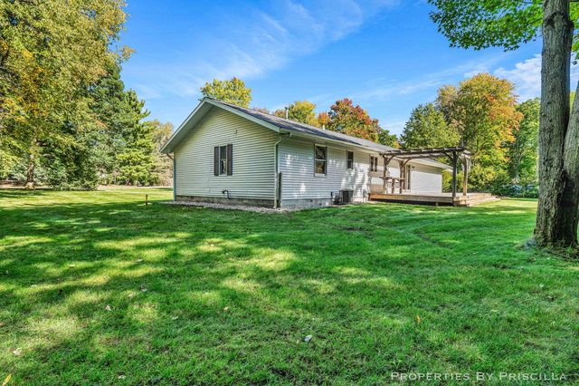 5005 Jensen Road, Fruitport, MI 49415
