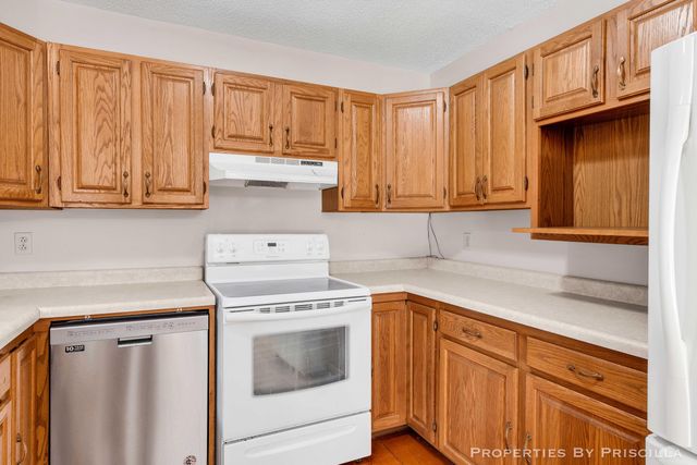 5005 Jensen Road, Fruitport, MI 49415