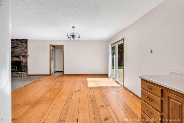 5005 Jensen Road, Fruitport, MI 49415