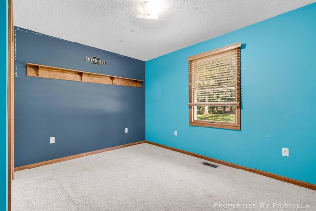 5005 Jensen Road, Fruitport, MI 49415