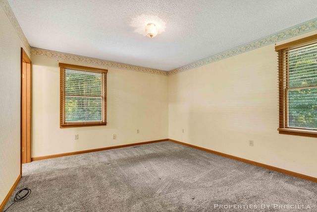 5005 Jensen Road, Fruitport, MI 49415