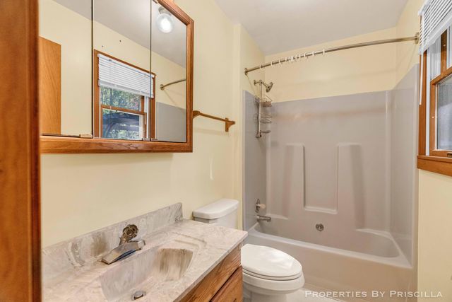 5005 Jensen Road, Fruitport, MI 49415