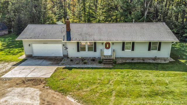 5005 Jensen Road, Fruitport, MI 49415