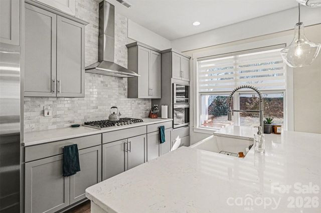 5010 Whitman Avenue, Matthews, NC 28105