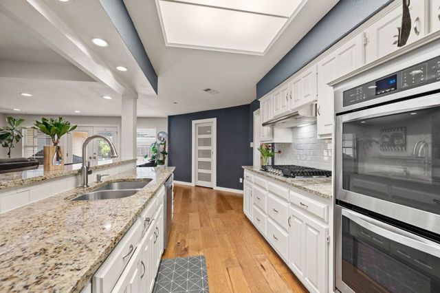 4306 Three Oaks Drive, Arlington, TX 76016