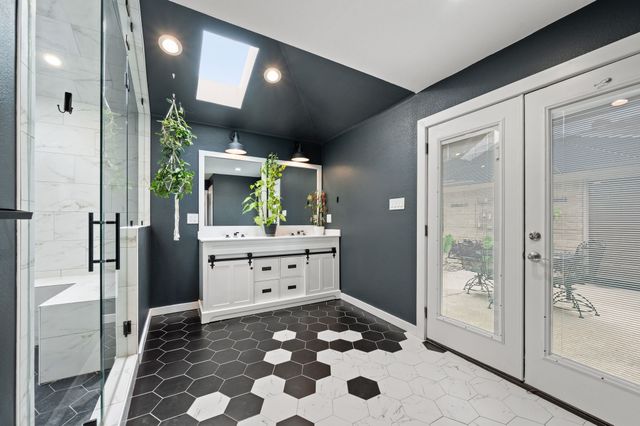 4306 Three Oaks Drive, Arlington, TX 76016