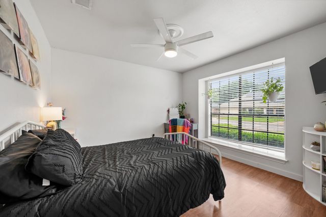 4306 Three Oaks Drive, Arlington, TX 76016