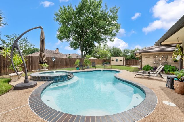 4306 Three Oaks Drive, Arlington, TX 76016