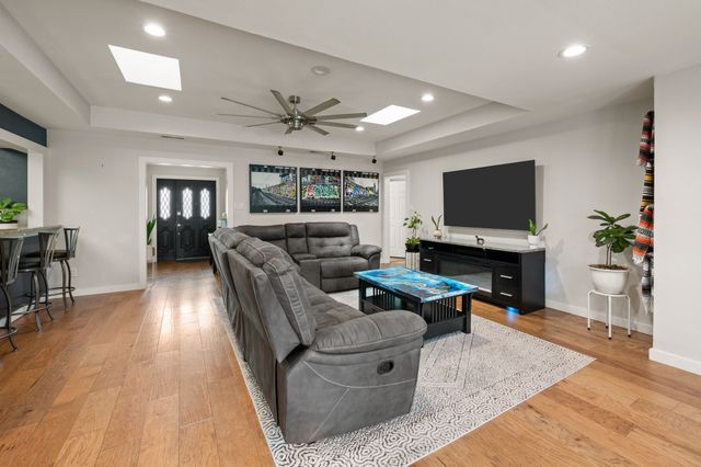 4306 Three Oaks Drive, Arlington, TX 76016