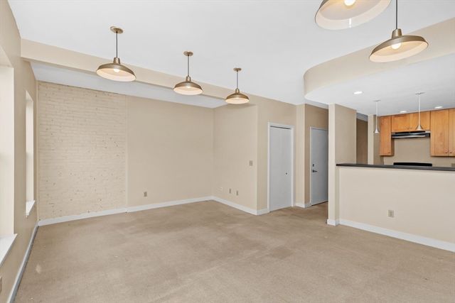 296 Meridian St 2, Boston, MA 02128