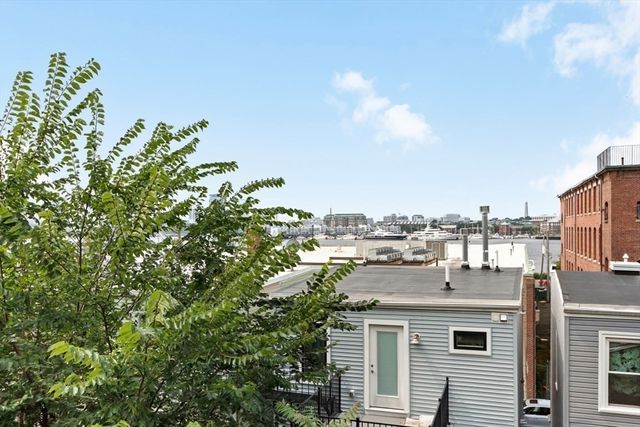 296 Meridian St 2, Boston, MA 02128