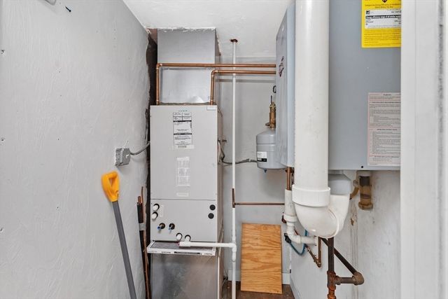 296 Meridian St 2, Boston, MA 02128