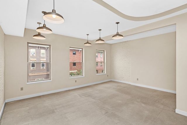 296 Meridian St 2, Boston, MA 02128