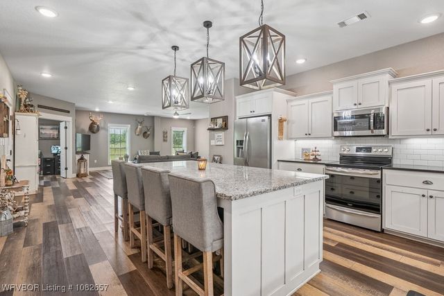 450 Mays Branch Road, Van Buren, AR 72956