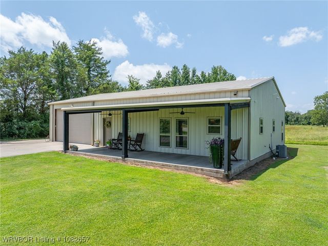 450 Mays Branch Road, Van Buren, AR 72956