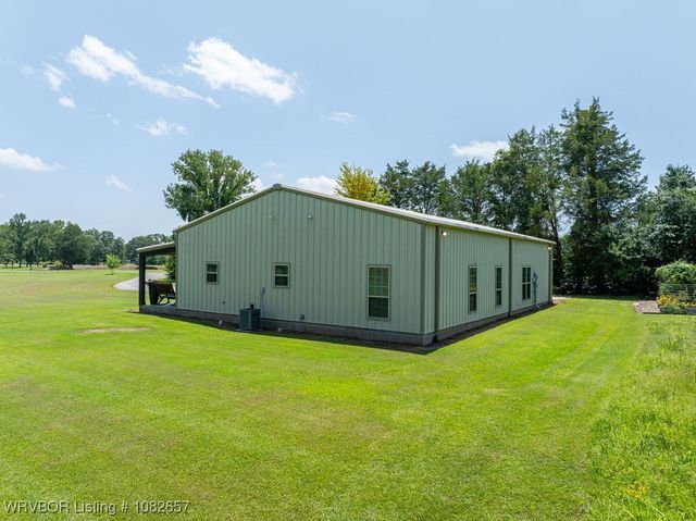 450 Mays Branch Road, Van Buren, AR 72956