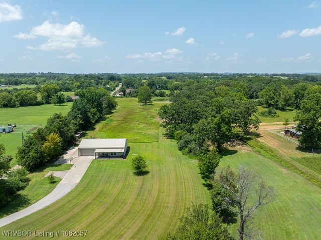 450 Mays Branch Road, Van Buren, AR 72956