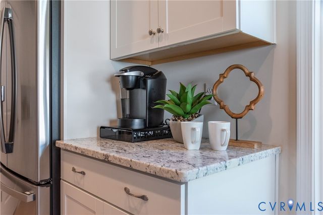 5130 Vulcan Ct, Chester, VA 23831