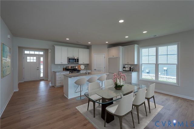 5130 Vulcan Ct, Chester, VA 23831