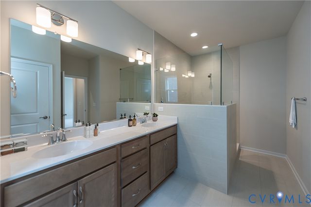 5130 Vulcan Ct, Chester, VA 23831