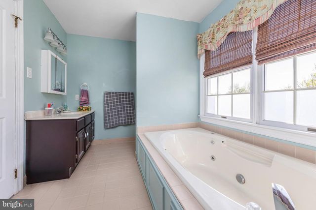 1209 ROLLING BROOK BLVD, West Deptford, NJ 08086