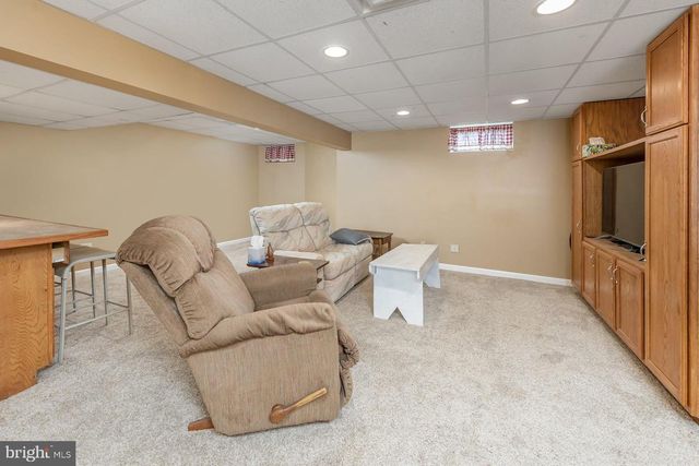 1209 ROLLING BROOK BLVD, West Deptford, NJ 08086