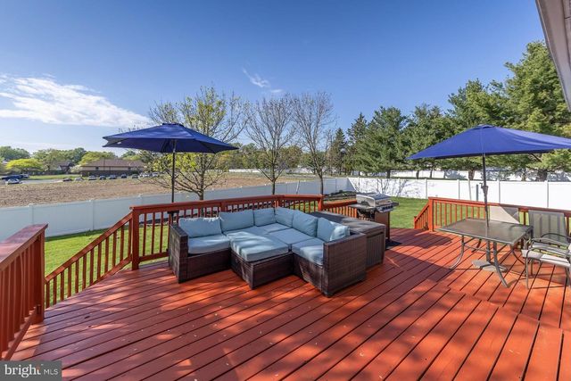 1209 ROLLING BROOK BLVD, West Deptford, NJ 08086