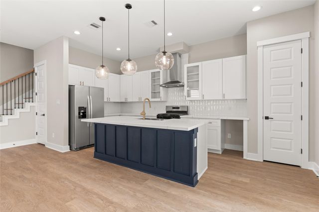 5925 Wheatley Lane, Houston, TX 77091