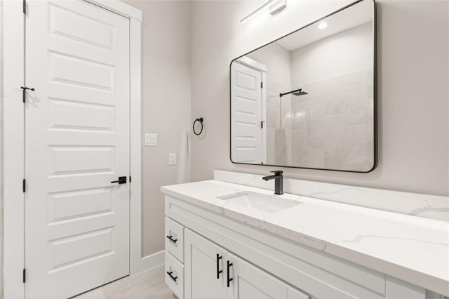 5925 Wheatley Lane, Houston, TX 77091
