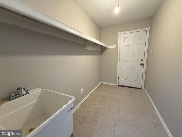 745 WINDSOR PL, Wallingford, PA 19086