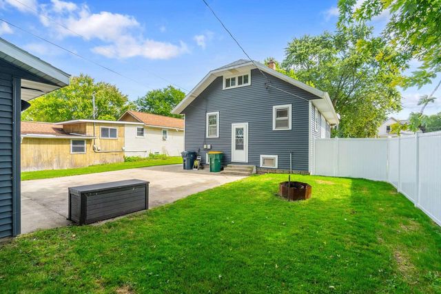 504 MONMOUTH STREET, Fond Du Lac, WI 54937