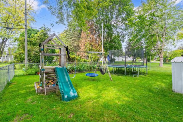 504 MONMOUTH STREET, Fond Du Lac, WI 54937