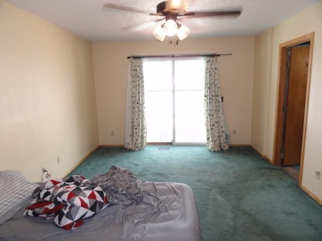 468 W Delavan Dr, Janesville, WI 53546