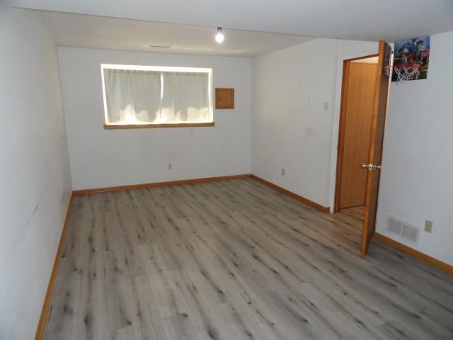 468 W Delavan Dr, Janesville, WI 53546
