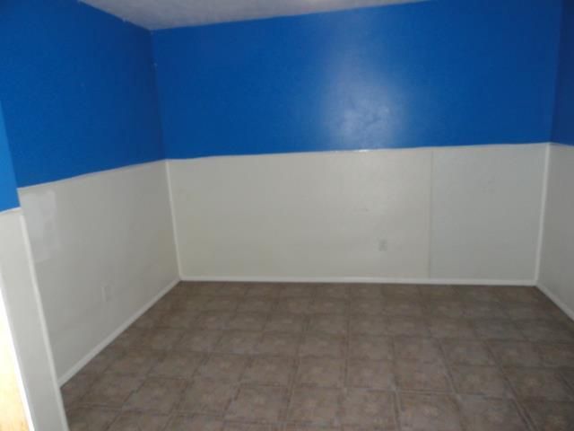 468 W Delavan Dr, Janesville, WI 53546