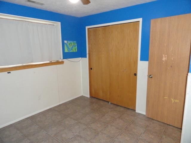 468 W Delavan Dr, Janesville, WI 53546