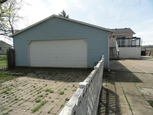 468 W Delavan Dr, Janesville, WI 53546