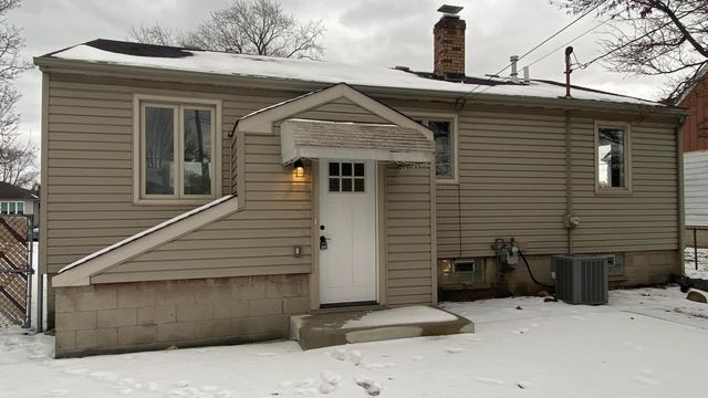 408 N Griffith Boulevard, Griffith, IN 46319