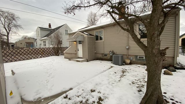 408 N Griffith Boulevard, Griffith, IN 46319