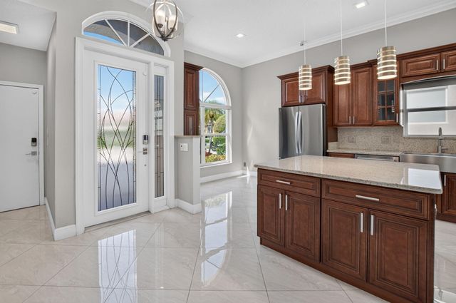 5351 Ventura Drive, Delray Beach, FL 33484