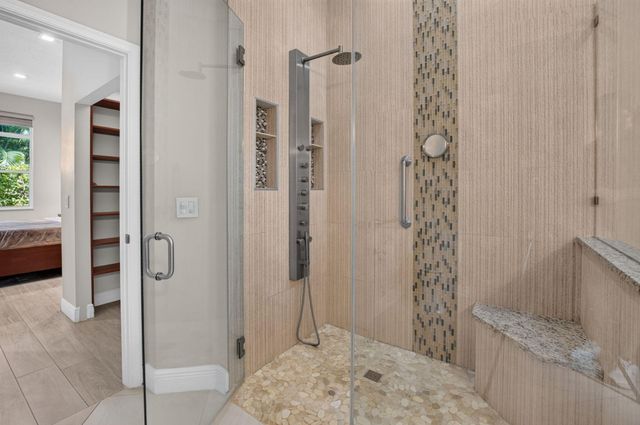 5351 Ventura Drive, Delray Beach, FL 33484