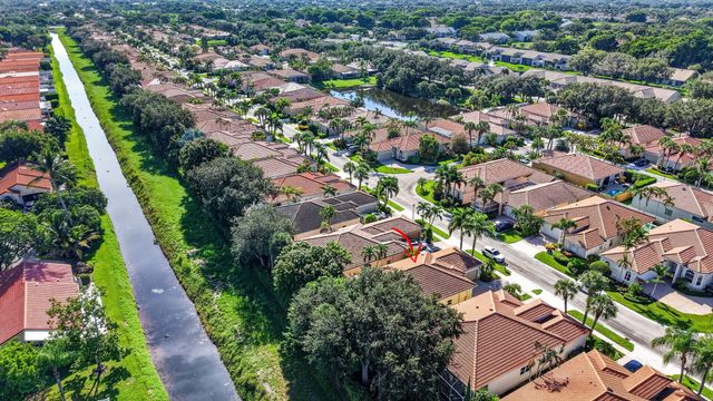 5351 Ventura Drive, Delray Beach, FL 33484