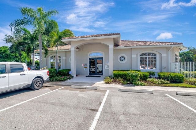 5351 Ventura Drive, Delray Beach, FL 33484