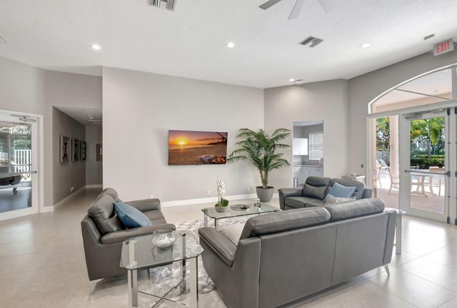 5351 Ventura Drive, Delray Beach, FL 33484