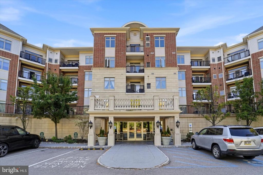 345 CARSON TER, HUNTINGDON VALLEY, PA 19006 — exterior