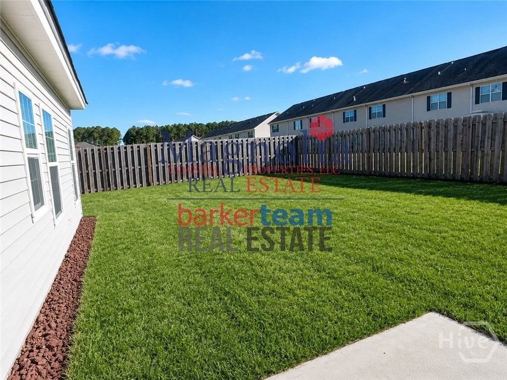 Image 14 of property listing at 65 Red Oak Drive, Richmond Hill, GA 31324